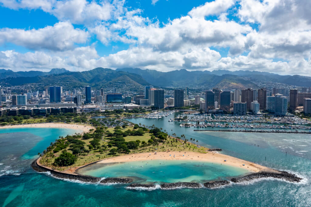 Who Visited Hawaii's Top Destinations the Most