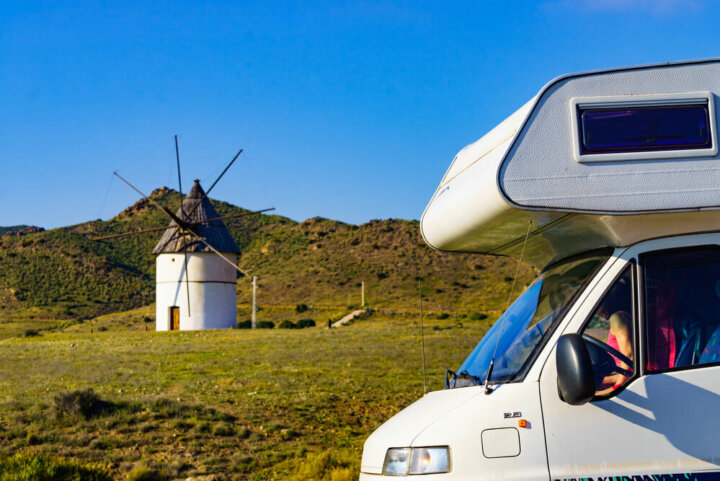 How Much Wind Can a Travel Trailer/RV Withstand? 