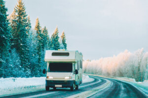 RV Vents Open Or Closed In Winter