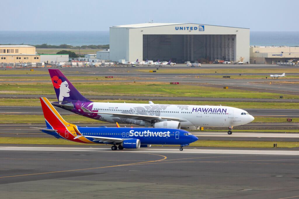 Hawaiian Airlines Airbus A330 and Southwest Airlines Boeing 737 MAX 8 in Honolulu