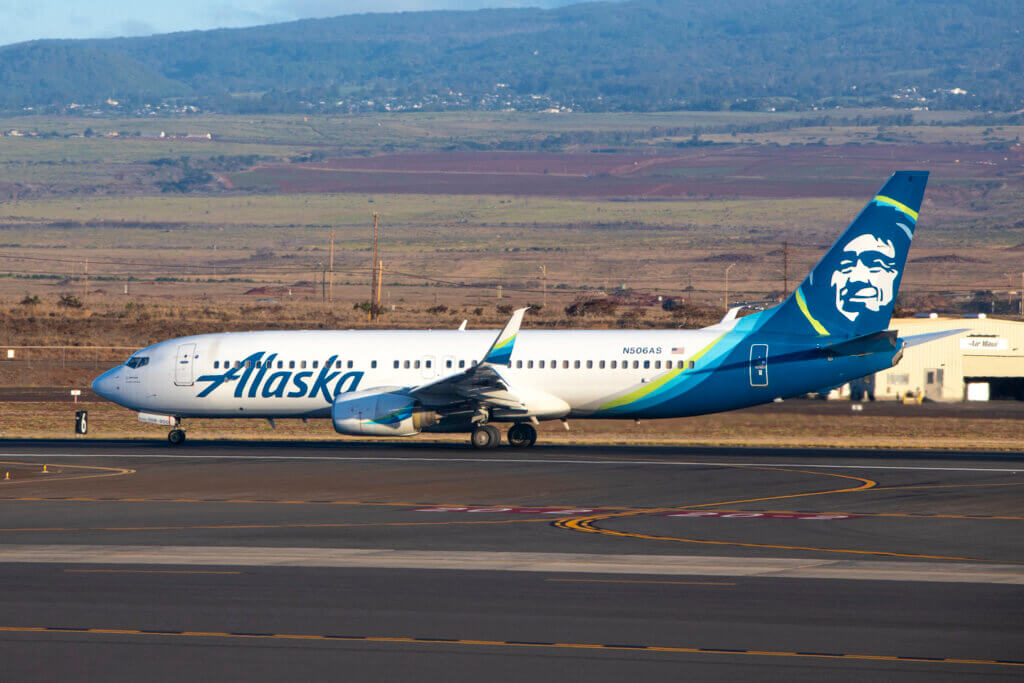 Alaska Air Offers Maui CARE Flights