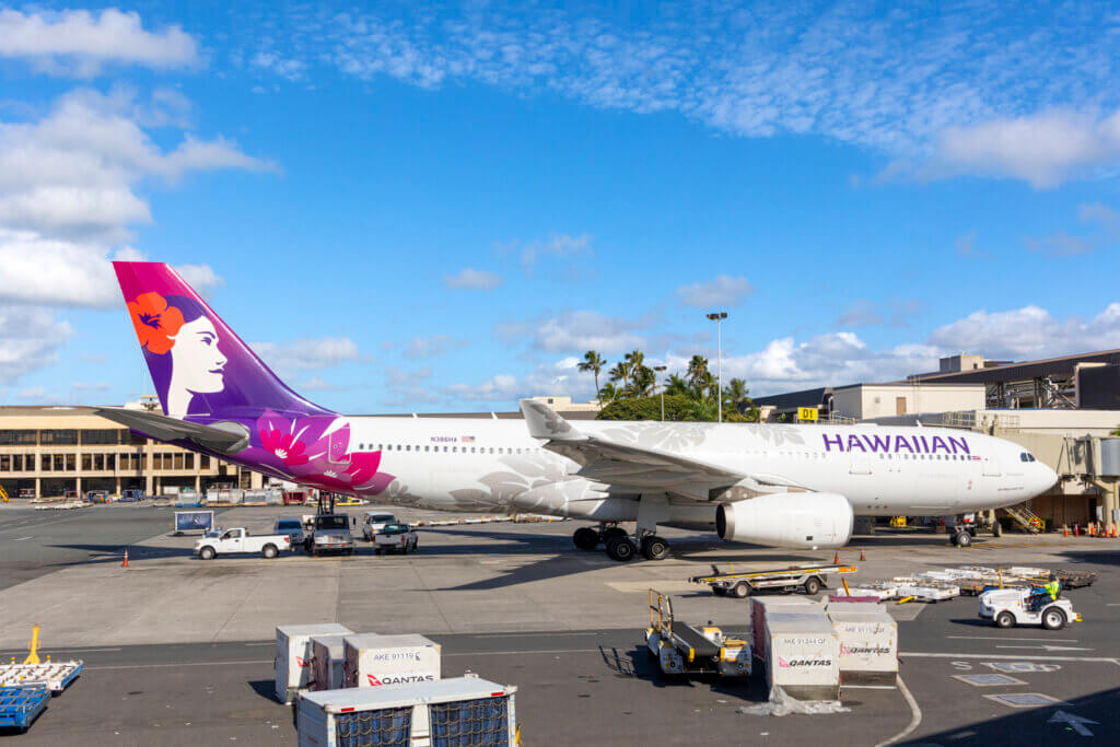 Win HawaiianMiles and a Turtle Bay Stay