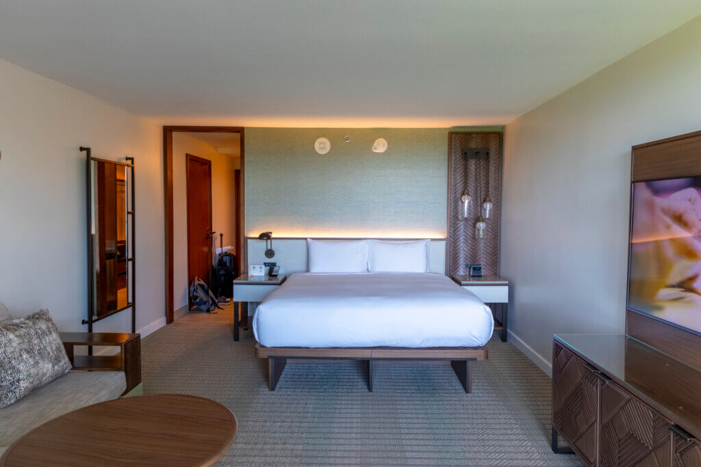 Hyatt Regency Maui standard room
