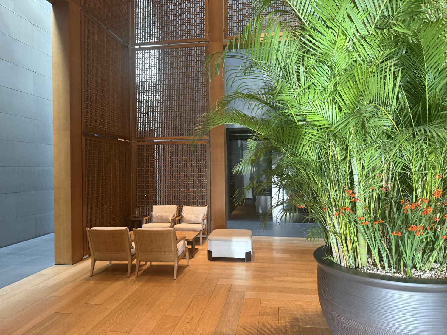 The arrival lobby.